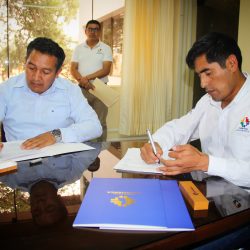 Firman convenio para hacer realidad carretera Otuzco – Apalín