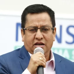 CÉSAR VÁSQUEZ: "FUE UN HONOR SERVIR AL PERÚ"